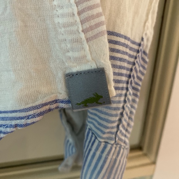 Toad&Co (formerly horny toad) size S lightweight button down shirt. - Picture 3 of 4